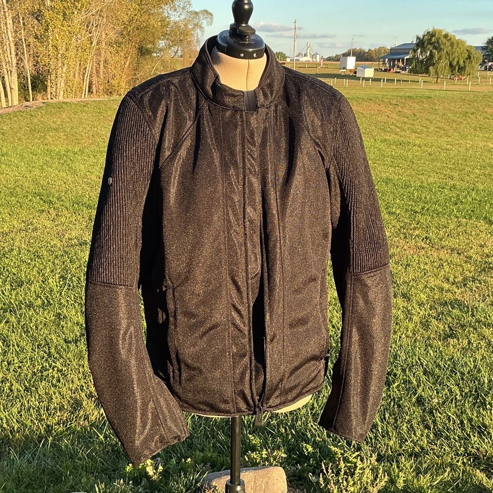 Men's Black Harley Davison mesh body armor riding jacket